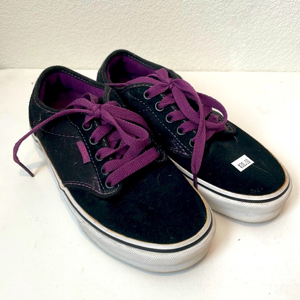 Women’s Vans black with purple size 6